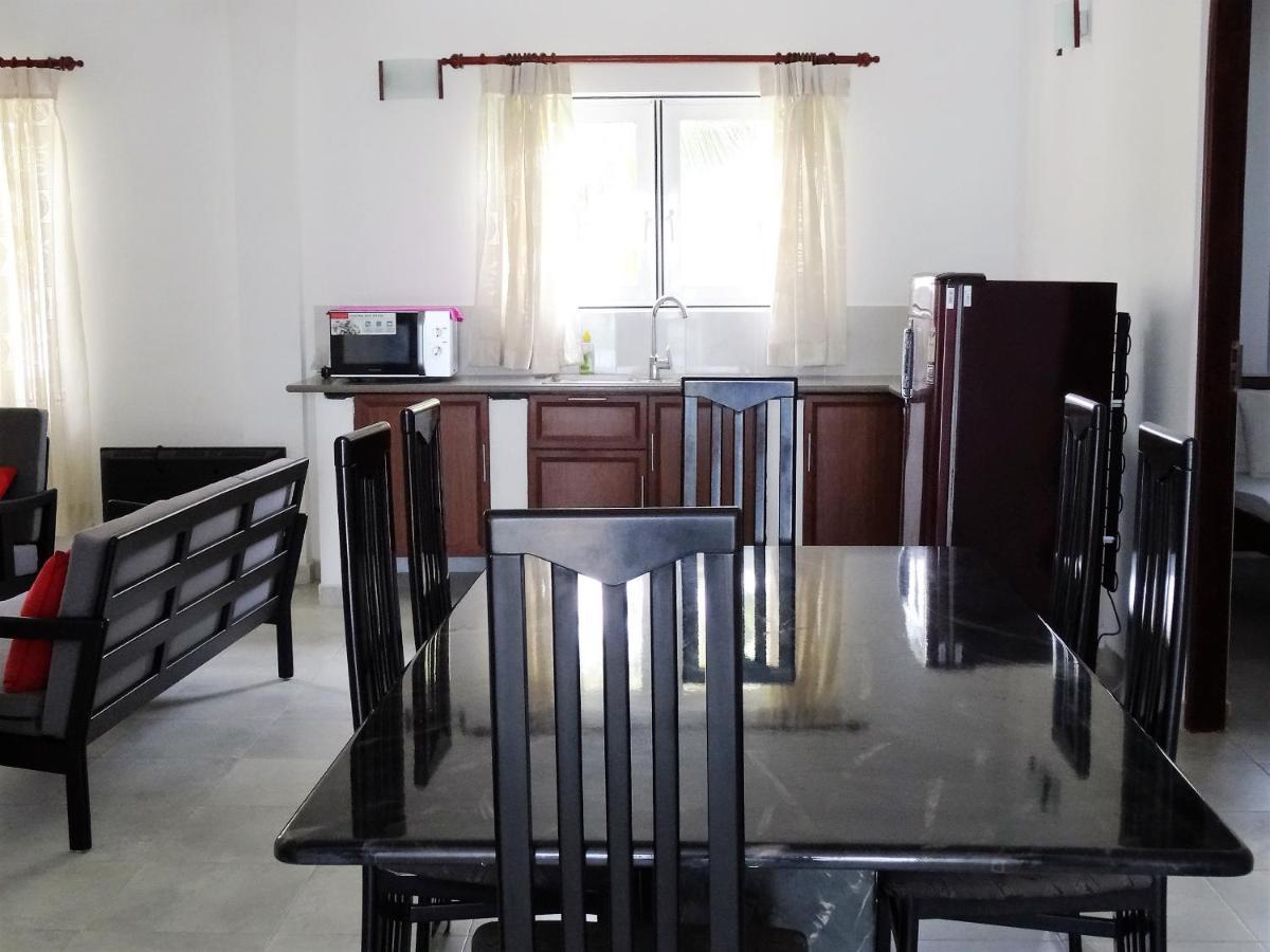Amssler Beach Stay Калутара Екстер'єр фото