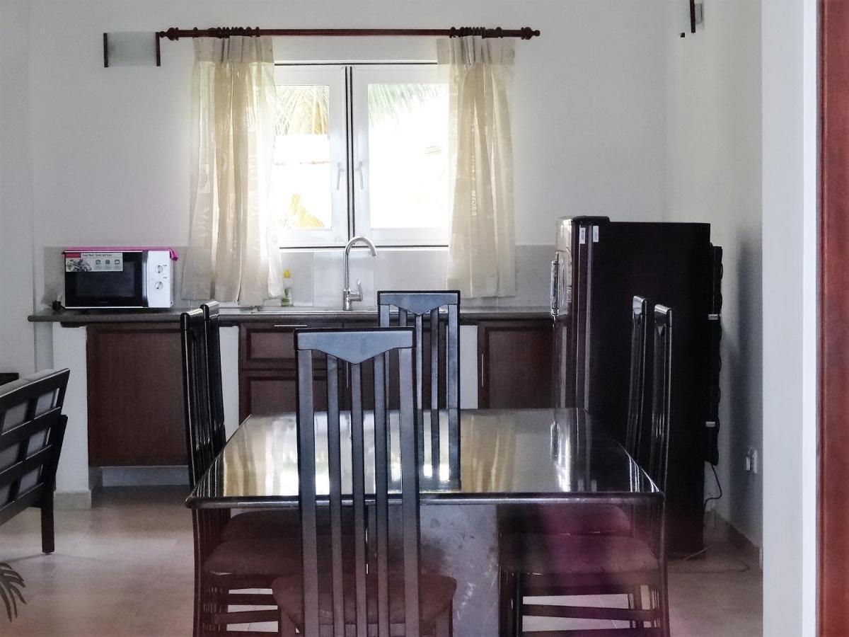 Amssler Beach Stay Калутара Екстер'єр фото