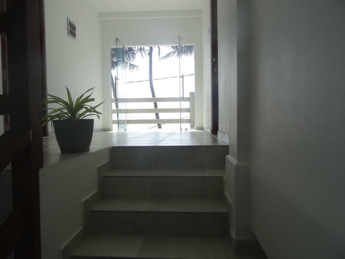 Amssler Beach Stay Калутара Екстер'єр фото