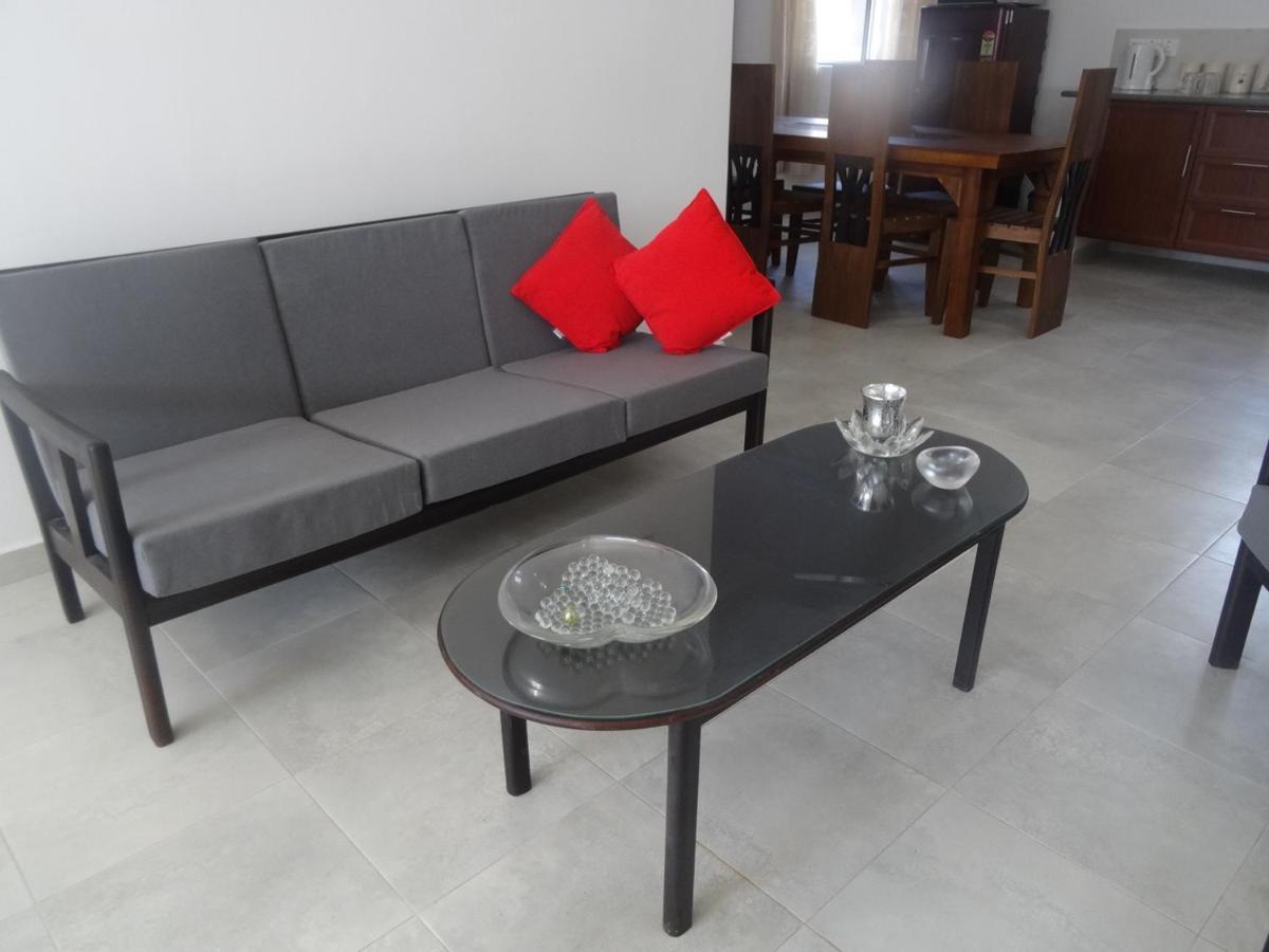 Amssler Beach Stay Калутара Екстер'єр фото