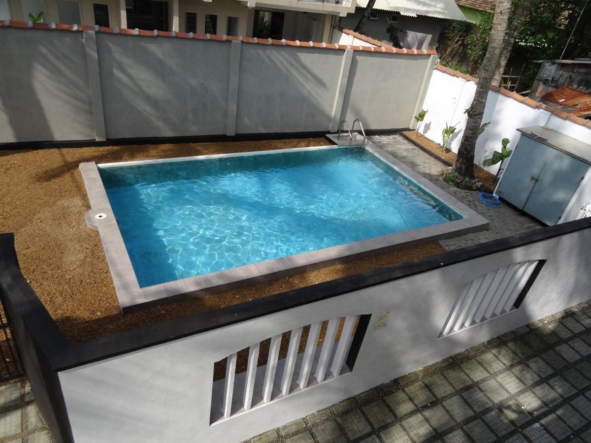 Amssler Beach Stay Калутара Екстер'єр фото